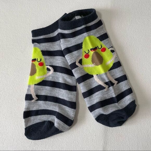 4 for $20 Avocado 🥑 socks - Picture 2 of 3